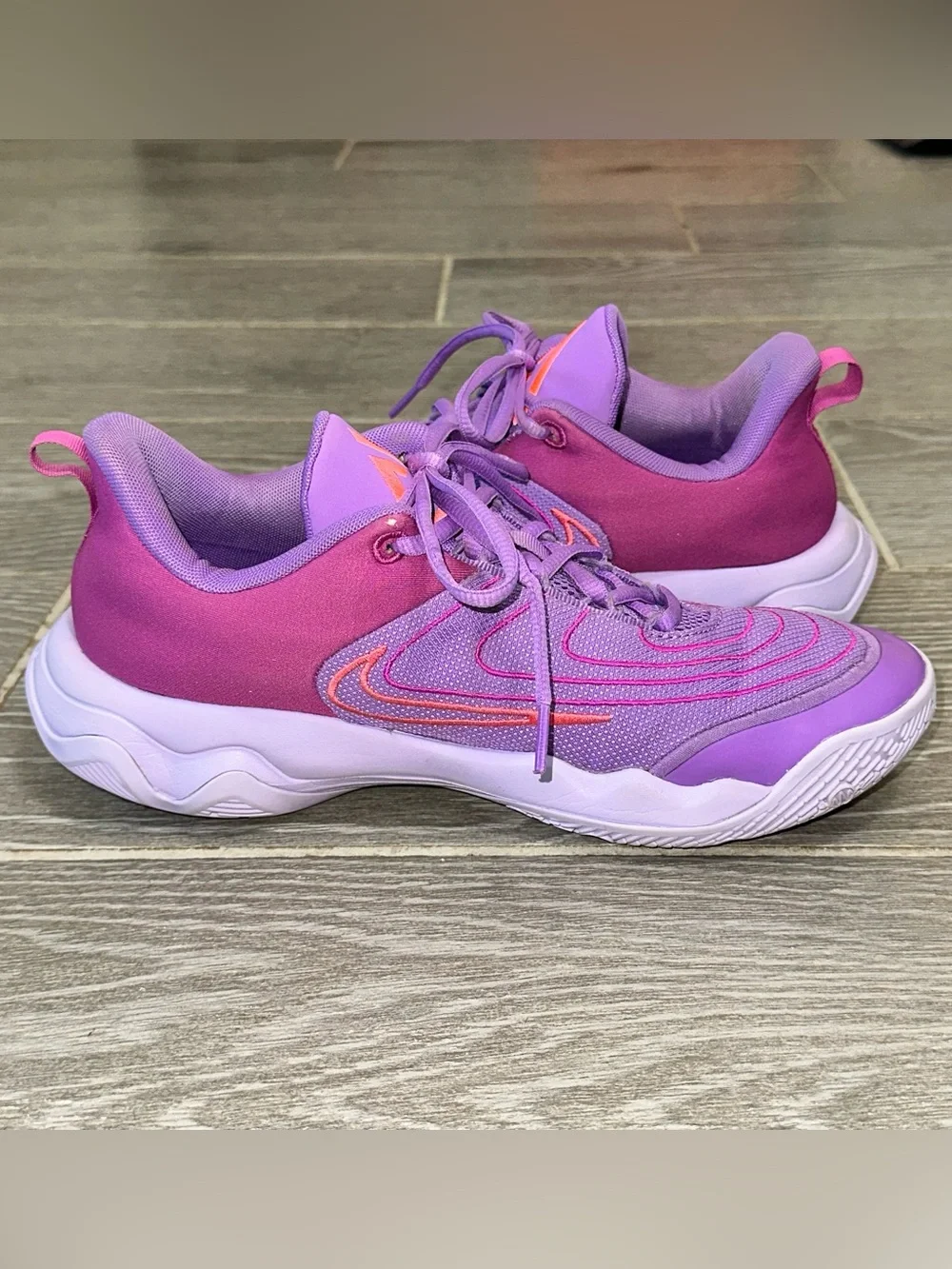 Nike Giannis Immortality 4 Big Kids Size 7Y Basketball Sneakers Black Raspberry